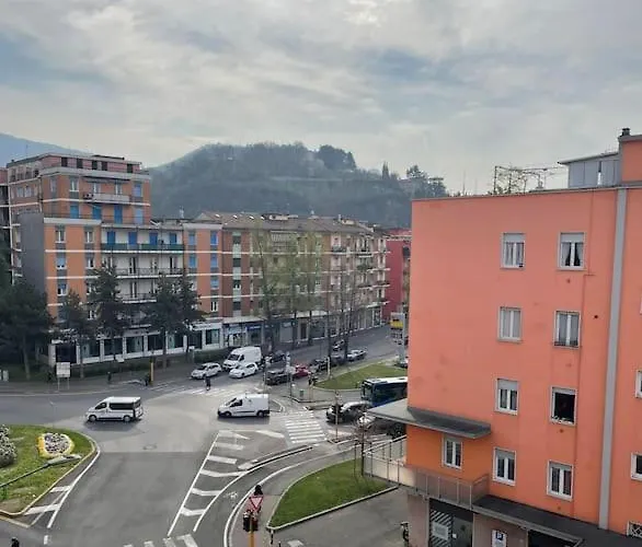 アパート Vera House - Big Solution